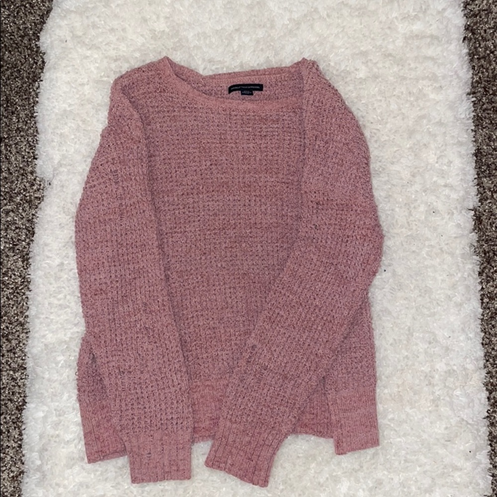 AMERICAN EAGLE RIPPED SWEATER